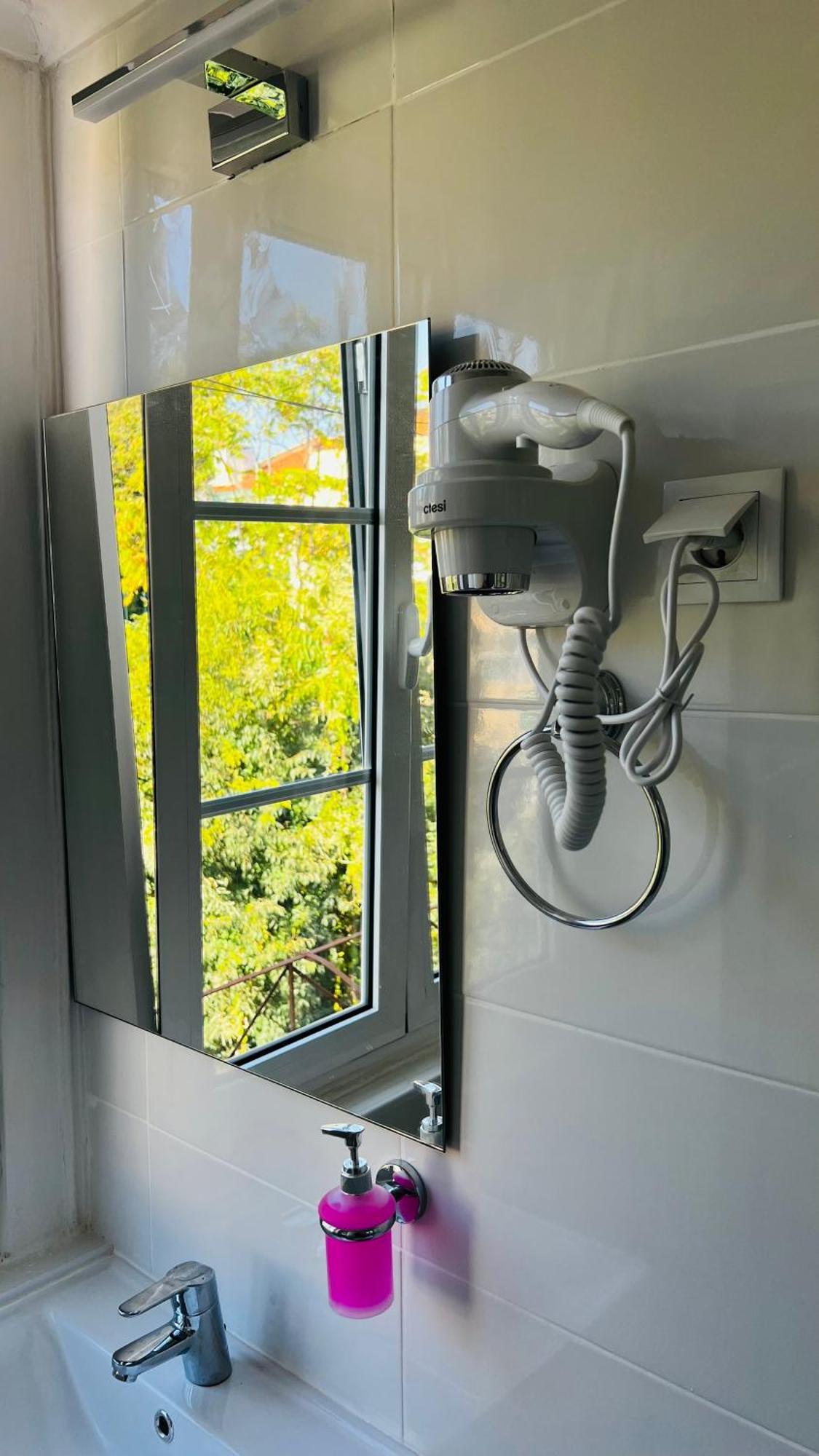 Quarto em Acomodações Particulares Pensamento Inedito 55