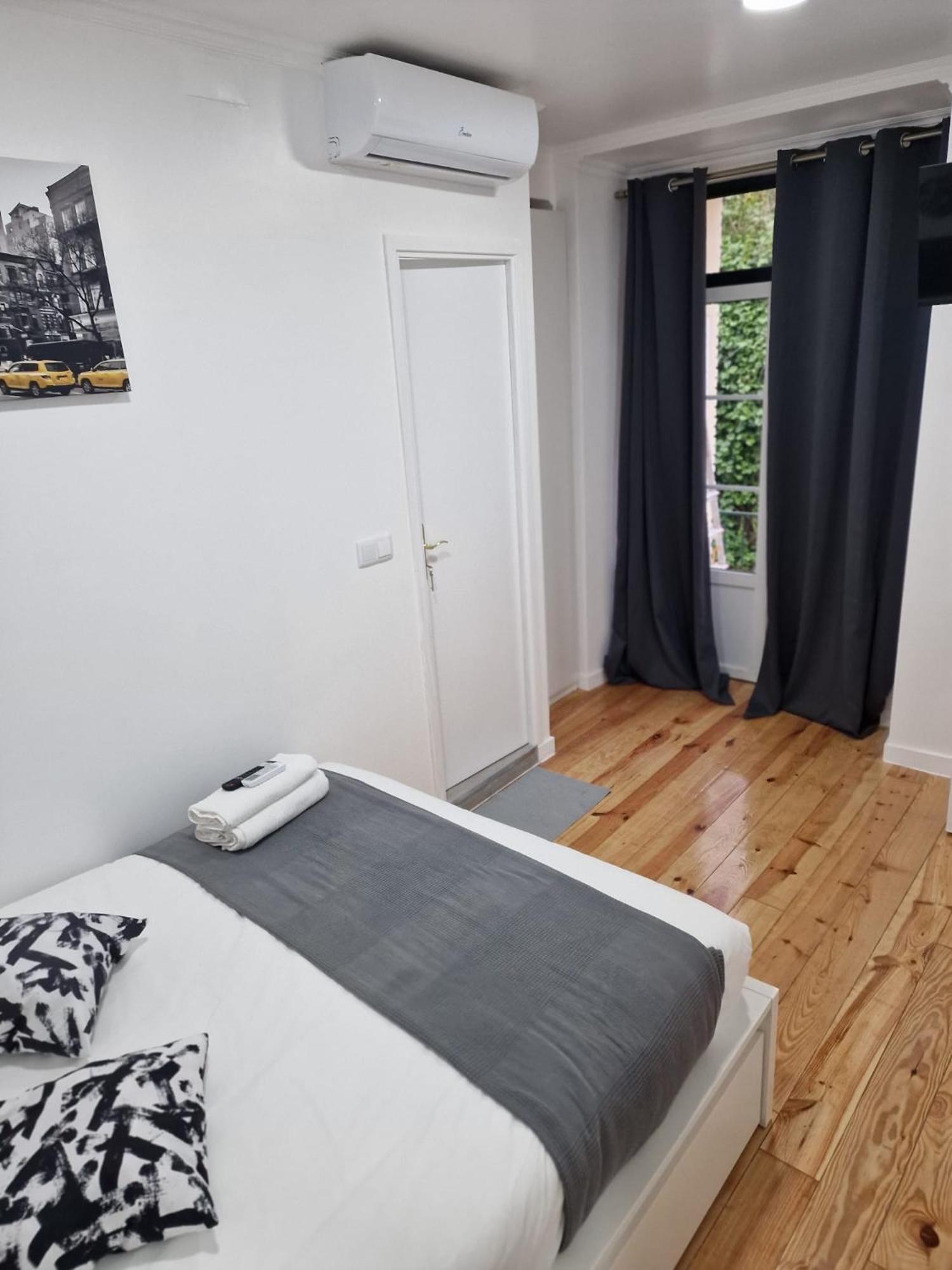 Quarto em Acomodações Particulares Pensamento Inedito 55