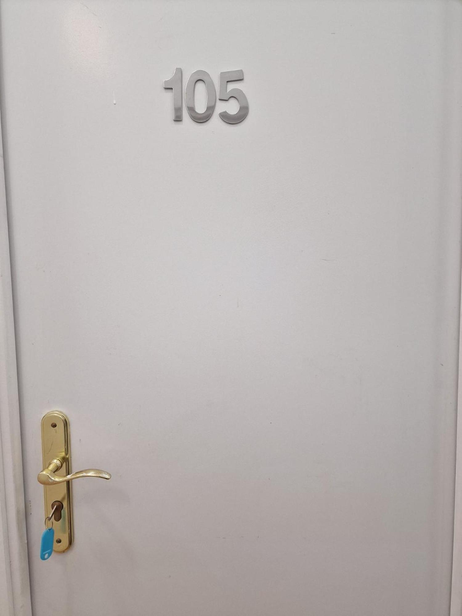 Quarto em Acomodações Particulares Pensamento Inedito 55